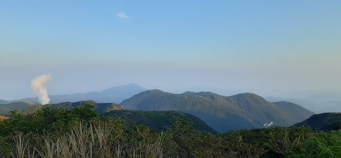 228-211(17-16)登山くじゅう連山910_063333