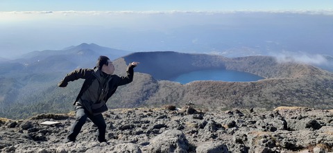 240-223(29-28)韓国岳1124_100120