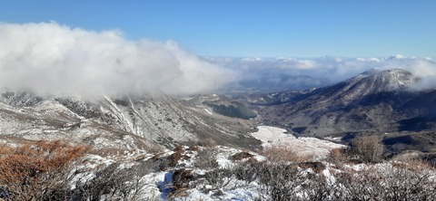 238-221(27-26)法華院温泉山荘1119_090031