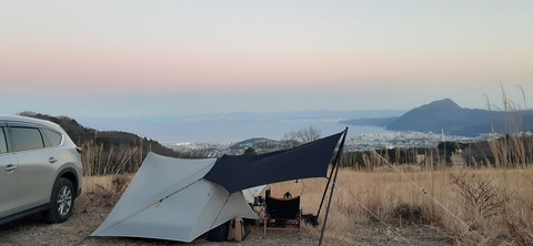 251-232(40-37)伽藍岳ゲリラキャン302_181622