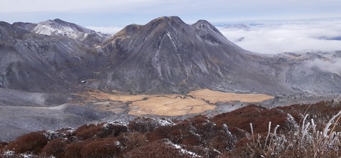 251-232(40-37)法華院温泉山荘2泊目224_111635