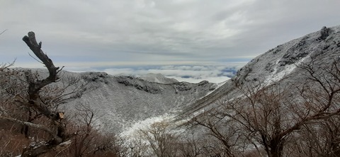 251-232(40-37)法華院温泉山荘2泊目224_095106