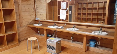 238-221(27-26)法華院温泉山荘1118_195023