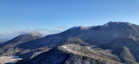 238-221(27-26)法華院温泉山荘1119_082432