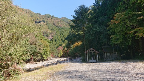 68-55(23-19)藤河内渓谷キャンプ場190S