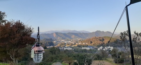 181-165(23-22)仲山城跡キャンプ場1104_164447