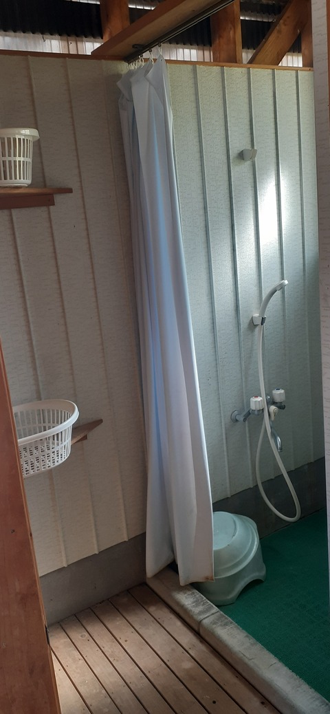 181-165(23-22)仲山城跡キャンプ場1104_123946