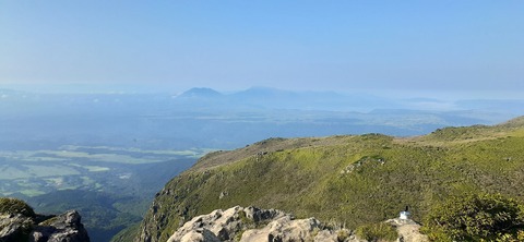 228-211(17-16)登山くじゅう連山910_080041