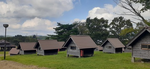 228-211(17-16)泉水キャンプ村909_130053