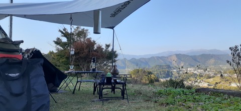 181-165(23-22)仲山城跡キャンプ場1104_155130