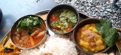 201-185(43-42)カワラテラス320_171825