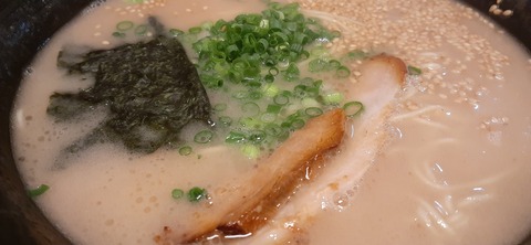 181-165(23-22)仲山城跡キャンプ場1104_120825