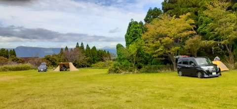 176-161(18-18)坊中野営場1008_125814R
