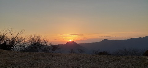 253-234(42-39)障子ヶ岳山頂キャンプ316_181155