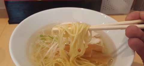 255-236(44-41)味見桜公園 ラーメン光414_111043