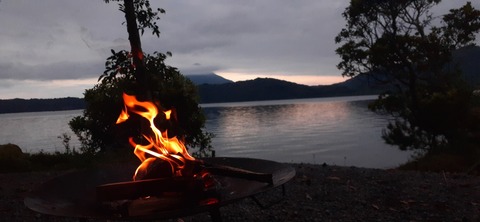 256-237(45-42)指宿レイクグリーン427_183237