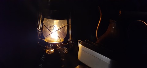 201-185(43-42)カワラテラス320_203355