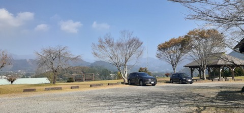 181-165(23-22)仲山城跡キャンプ場1104_122734R