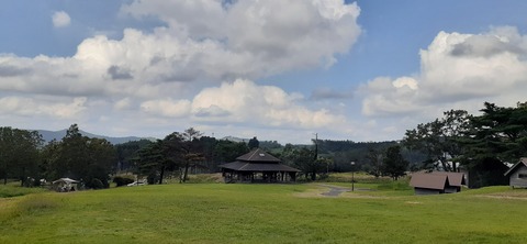 228-211(17-16)泉水キャンプ村909_130133