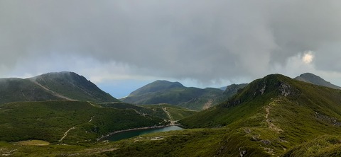 228-211(17-16)登山くじゅう連山910_100428