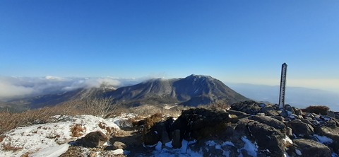 238-221(27-26)法華院温泉山荘1119_090712