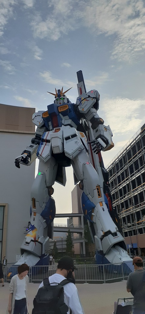 161-146(3-3)ららぽーと福岡604_174258R