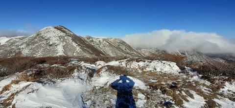 238-221(27-26)法華院温泉山荘1119_090657