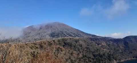 240-223(29-28)韓国岳1124_110604