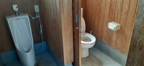 181-165(23-22)仲山城跡キャンプ場1104_123959