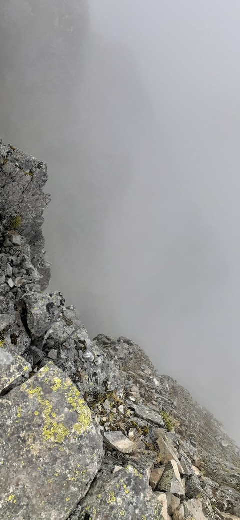 273-253(10-9) 上高地穂高岳815_101340