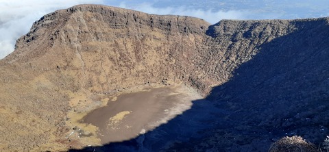 240-223(29-28)韓国岳1124_094947