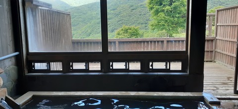 169-154(11-11)法華院温泉山荘811_135722