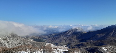 238-221(27-26)法華院温泉山荘1119_085932