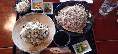275-255(12-11)坊がツル三軒家908_120528