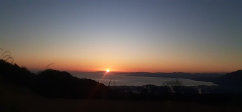 251-232(40-37)伽藍岳ゲリラキャン303_064059