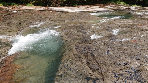 122-107(21-21)阿蘇レインボーバレー840