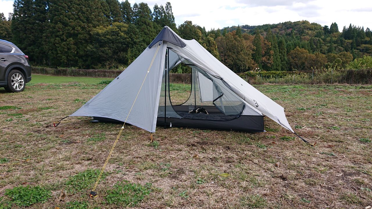 このテント、登山用なのに広いぞ！？気が利いた機能と拡張性を