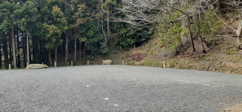 201-185(43-42)カワラテラス320_122007