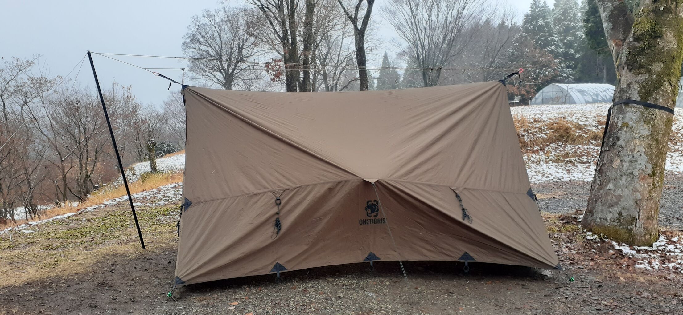 OneTigris ROCDOMUSハンモックオーニング＆ホットテント 2.0
