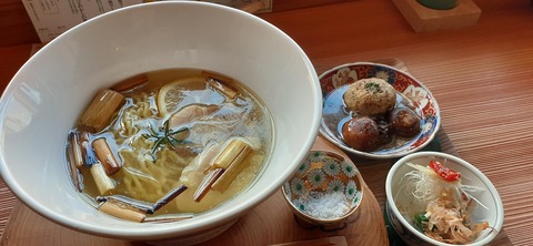140-125(39-39)ツクリ茸5_121012