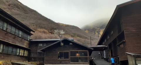 251-232(40-37)法華院温泉山荘2泊目223_165013