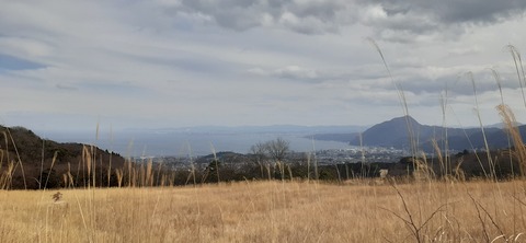 251-232(40-37)伽藍岳ゲリラキャン302_134143