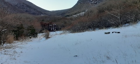 238-221(27-26)法華院温泉山荘1119_070445