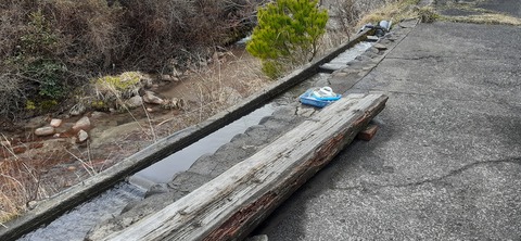 251-232(40-37)法華院温泉山荘2泊目224_153749