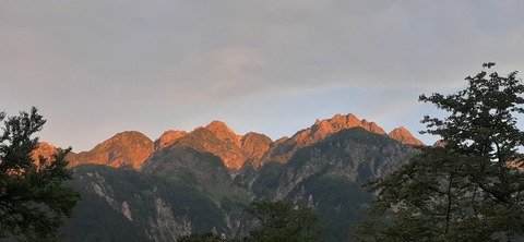 273-253(10-9) 上高地穂高岳817_051501