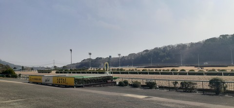 199-183(41-40)山中キャンプ場 龍ラーメン311_102911