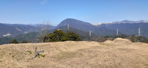 251-232(40-37)大坂山障子ヶ岳218_120228