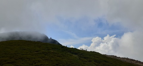 228-211(17-16)登山くじゅう連山910_105619