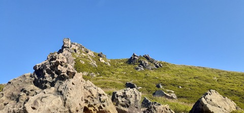 228-211(17-16)登山くじゅう連山910_080800