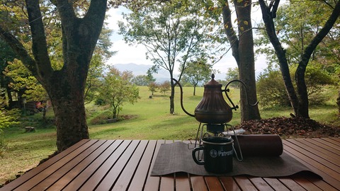 121-106(20-20)九重山麓風の丘614